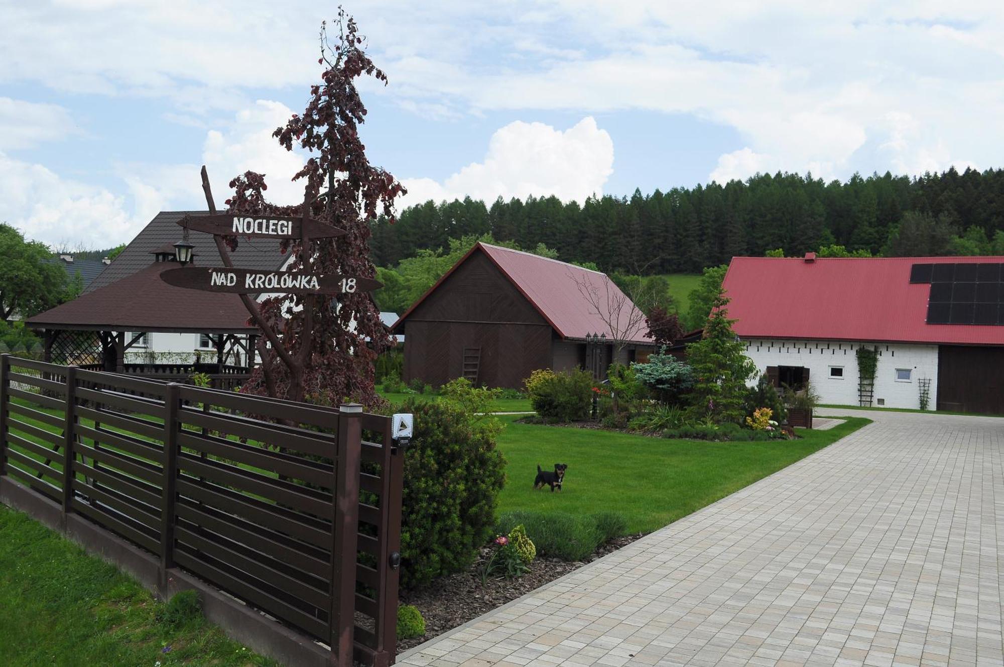 Nad Krolowka Farm stay