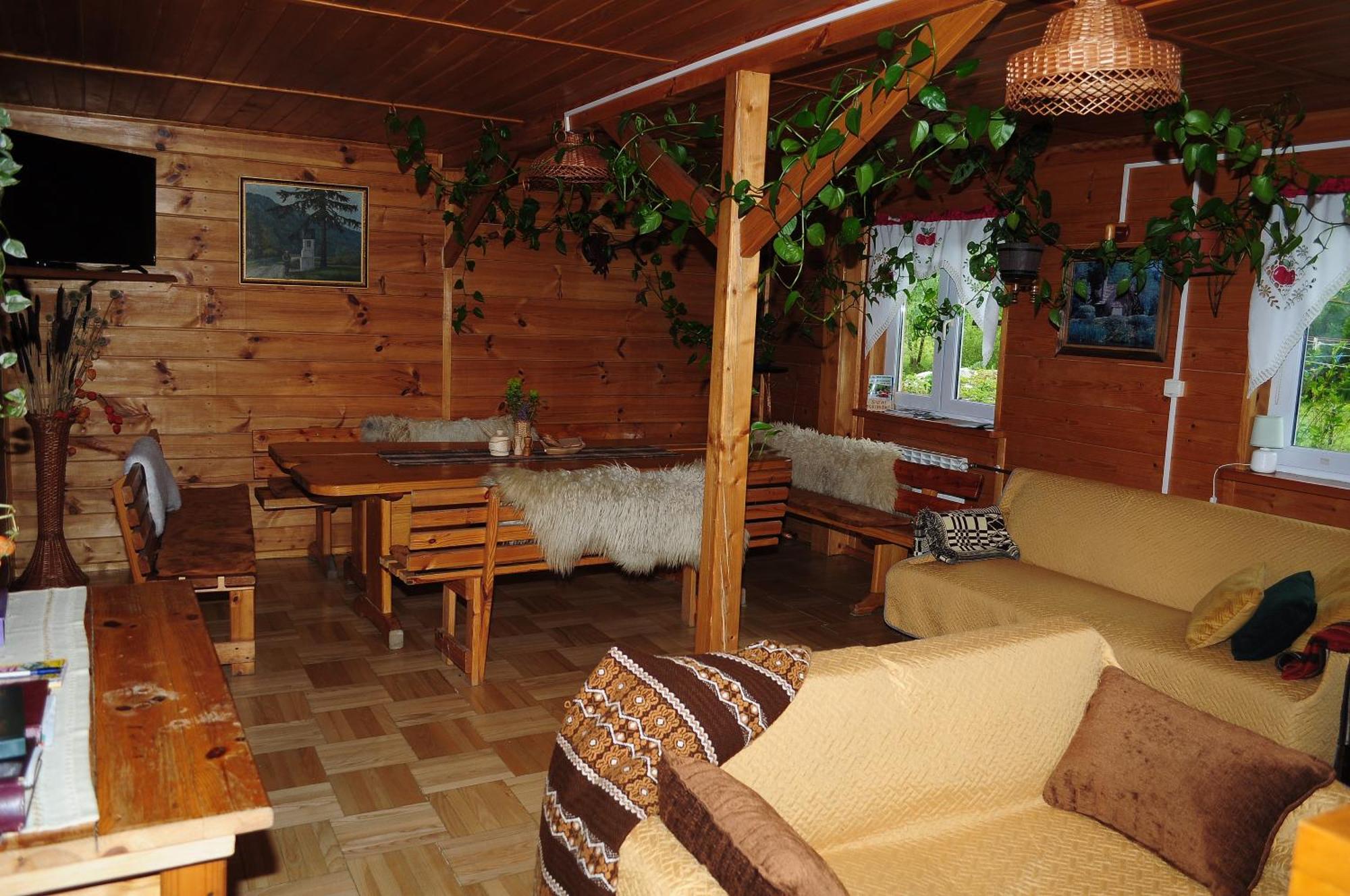 Nad Krolowka Farm stay *